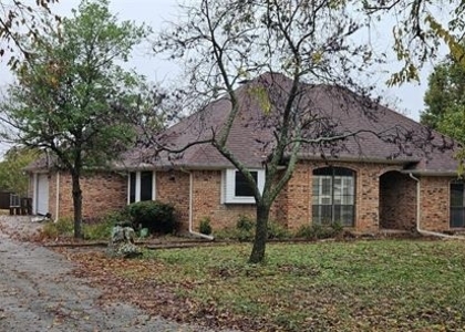 621 New Hope Road E - Photo 1