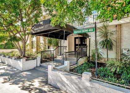 5315 Zelzah - Photo 1
