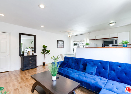 137 Rexford - Photo 1