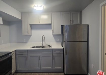 4929 Lynnfield Street - Photo 1