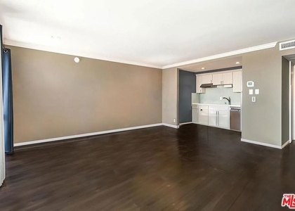 800 W 1st Street - Photo 1