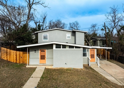 4304 Scottsdale Rd - Photo 1