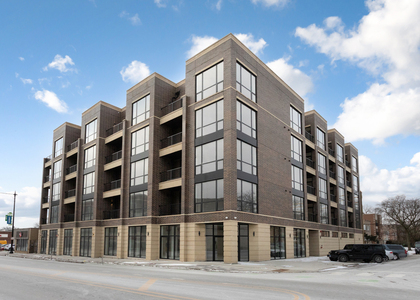 2505 W Farragut Avenue - Photo 1
