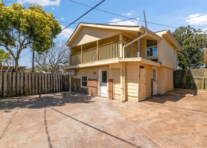 2507 37th Street - Photo 1