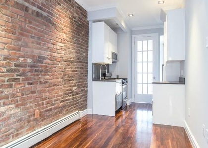 124 Ridge Street - Photo 1