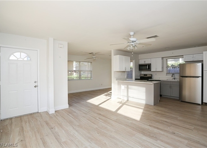 521 96th Avenue N - Photo 1