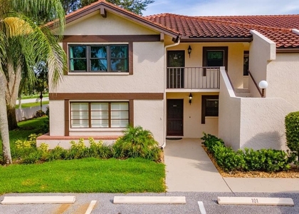 5640 Golf Pointe Drive - Photo 1