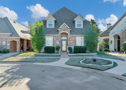 3300 Fountain Way - Photo 1