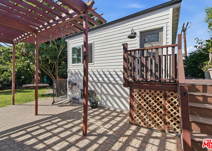 1301 Angelus Avenue - Photo 1