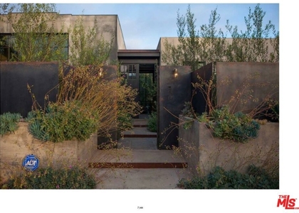 1214 Palms Boulevard - Photo 1