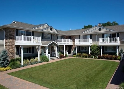 45 Golden Avenue - Photo 1