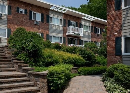 429 Main Street - Photo 1