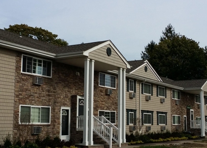 327 Brook Avenue - Photo 1