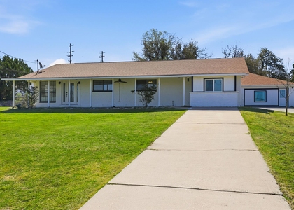 128 Skyview Ter - Photo 1