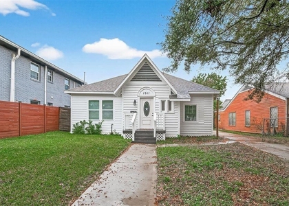 1511 Scharpe Street - Photo 1