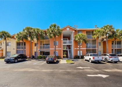6401 Aragon Way - Photo 1