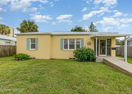 533 E Lincoln Avenue - Photo 1
