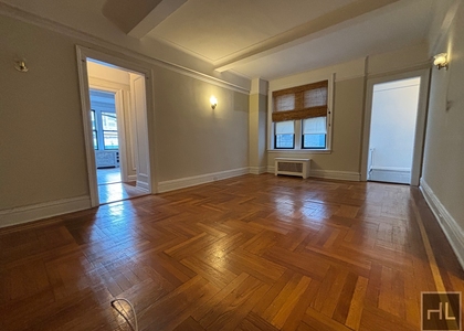 West 68 Street - Photo 1