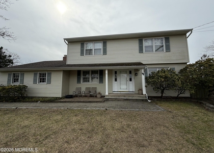 41 Dwight Drive - Photo 1