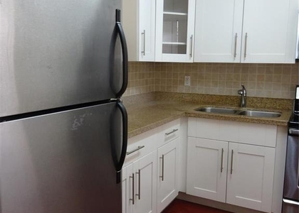 6050 Nw 64th Avenue - Photo 1