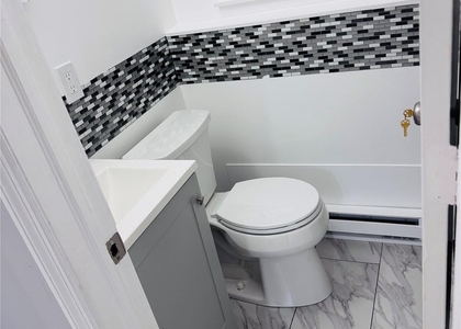 87 Ellis Avenue - Photo 1