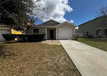 12388 Ne 48th Loop - Photo 1