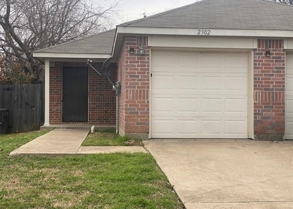 2302 Coleman Avenue - Photo 1