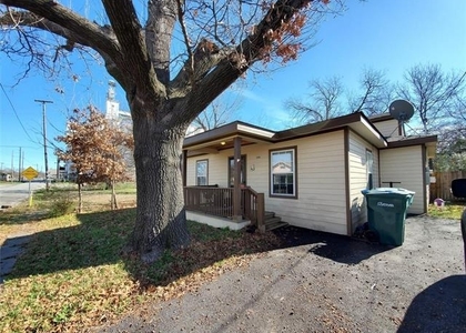304 E King Street - Photo 1