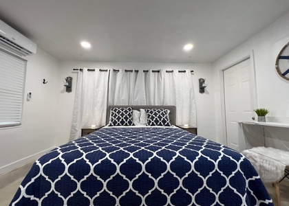 2648 Ne 15th Terrace - Photo 1