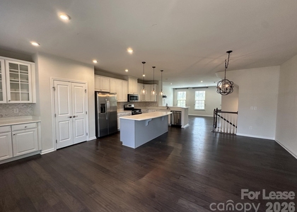 3612 Speer Boulevard - Photo 1