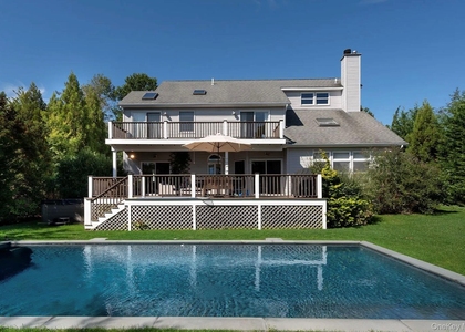 4 Glynn Drive - Photo 1