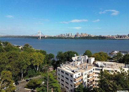 1375 River - Photo 1