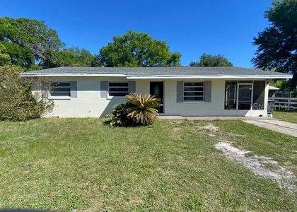 4316 E Knights Griffin Road - Photo 1