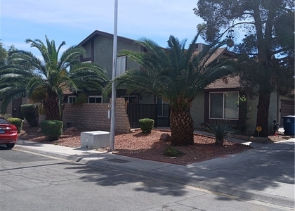4529 Del Oro Drive - Photo 1