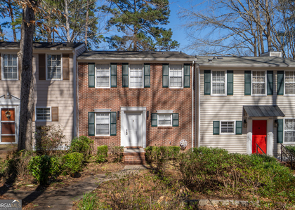 384 Arrowhead Trail - Photo 1