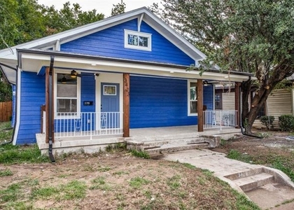 3423 S Harwood Street - Photo 1