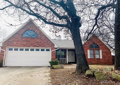 2614 Timberview Circle - Photo 1