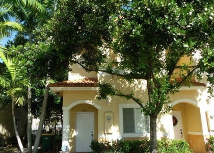 7919 Tuscany Court - Photo 1