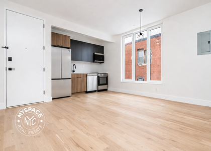 107 Moore street - Photo 1