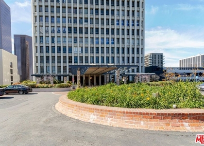 800 W 1st Street - Photo 1