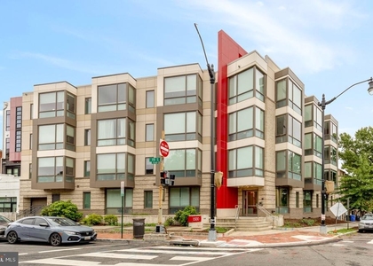 1500 Pennsylvania Avenue Se - Photo 1