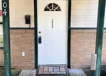 204 Hall St - Photo 1