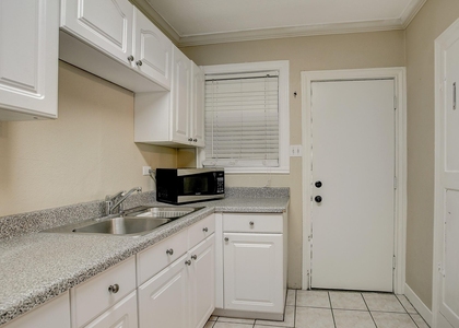 1935 Richmond Avenue - Photo 1