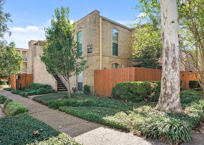 4637 Wild Indigo Street - Photo 1