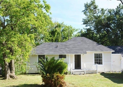 2514 Lynnfield Street - Photo 1