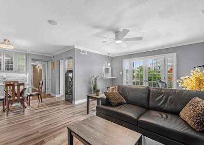 505 Westcott Street - Photo 1