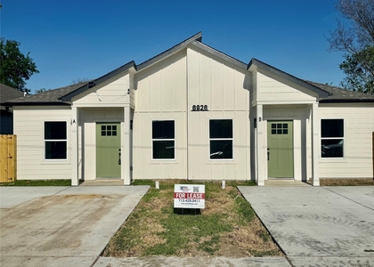6926 Paris Street - Photo 1