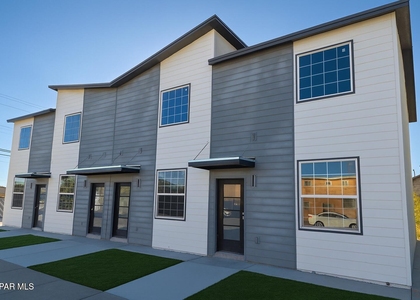 3030 Pera Avenue - Photo 1