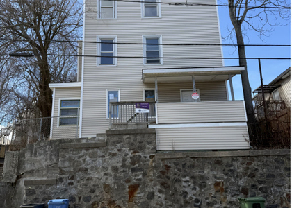 324 Congress Avenue - Photo 1