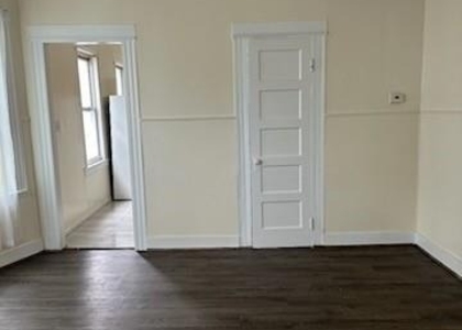 481 Hollister Avenue - Photo 1